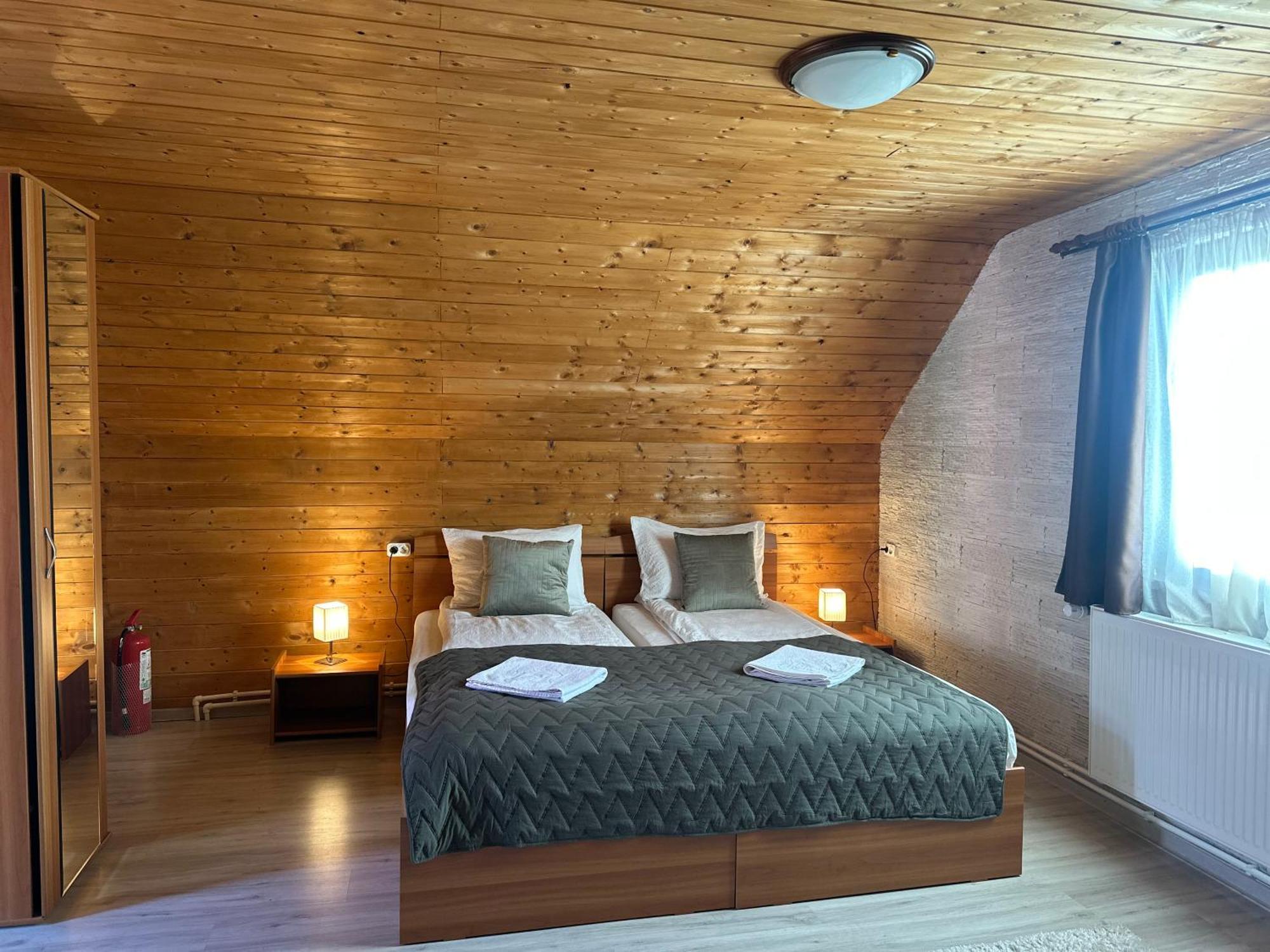Somogyi Vendeghaz Bed & Breakfast Bancu Eksteriør bilde