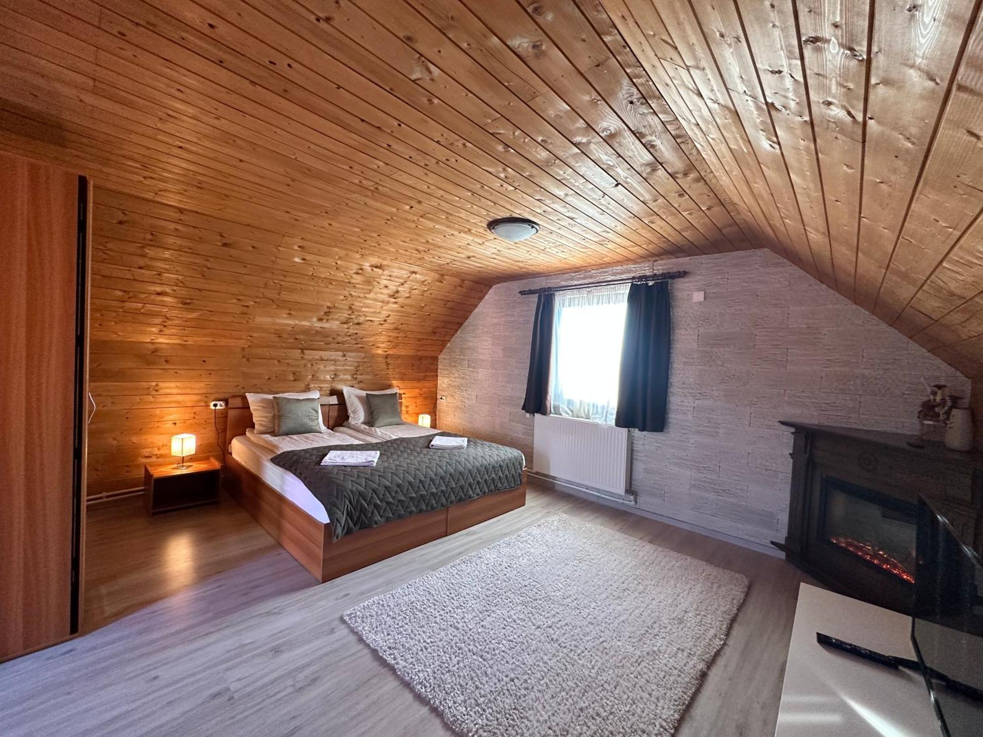Somogyi Vendeghaz Bed & Breakfast Bancu Eksteriør bilde